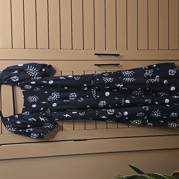 Dressed In Lala What’s Your Sign Dress Size Medium - Picture 9 of 10